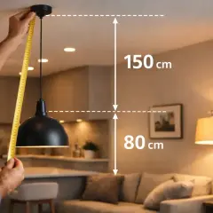 Mierzenie na jakiej wysokości kinkiet powinien wisieć. Od sufitu do lampy 150 cm, od lampy do stołu 80 cm.