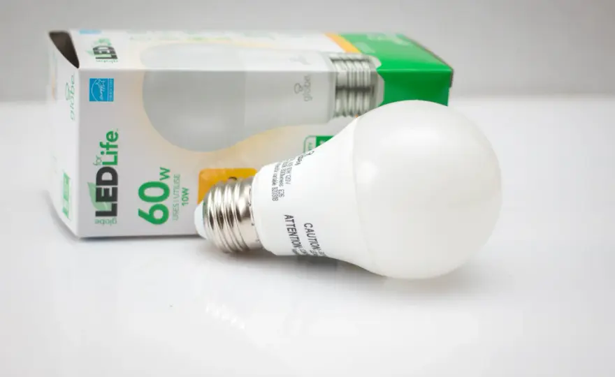 Gwarancja na żarówki LED - Jak czytać warunki i reklamować?